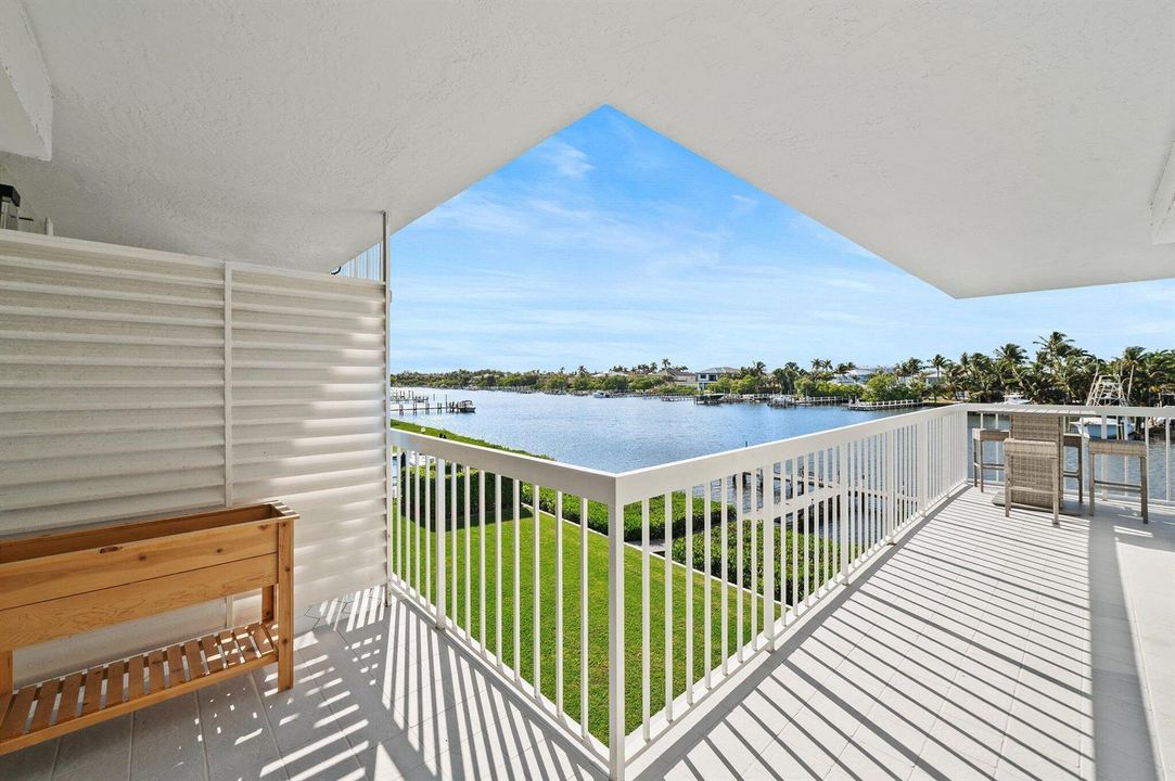 20-web-or-mls-3501-s-ocean-blvd-307
