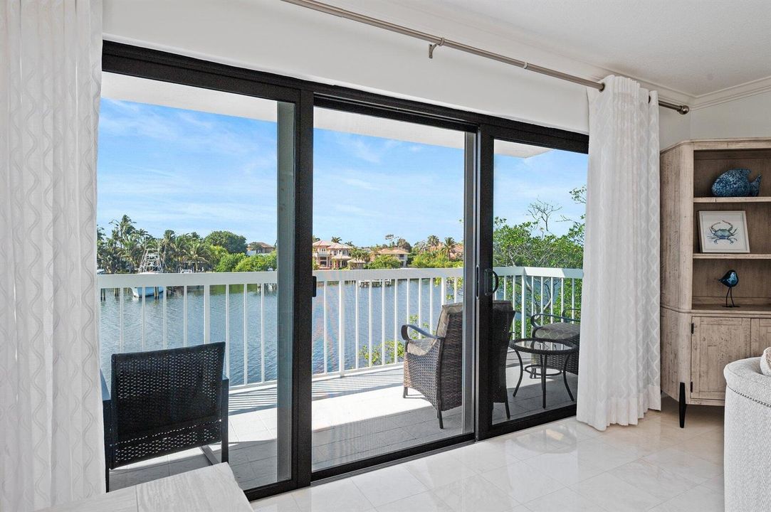10-web-or-mls-3501-s-ocean-blvd-307