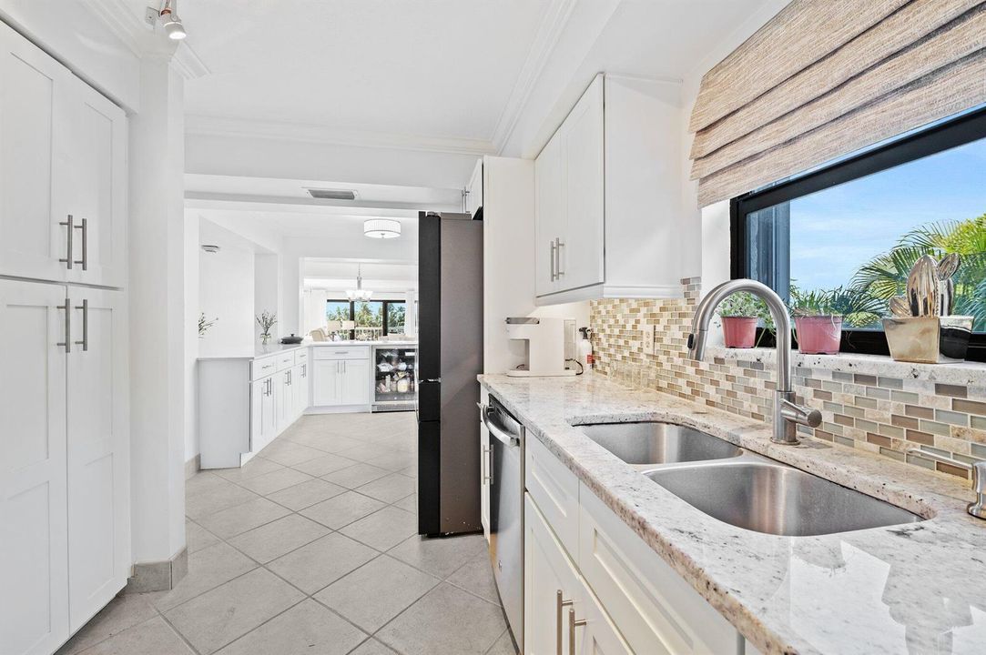 15-web-or-mls-3501-s-ocean-blvd-307