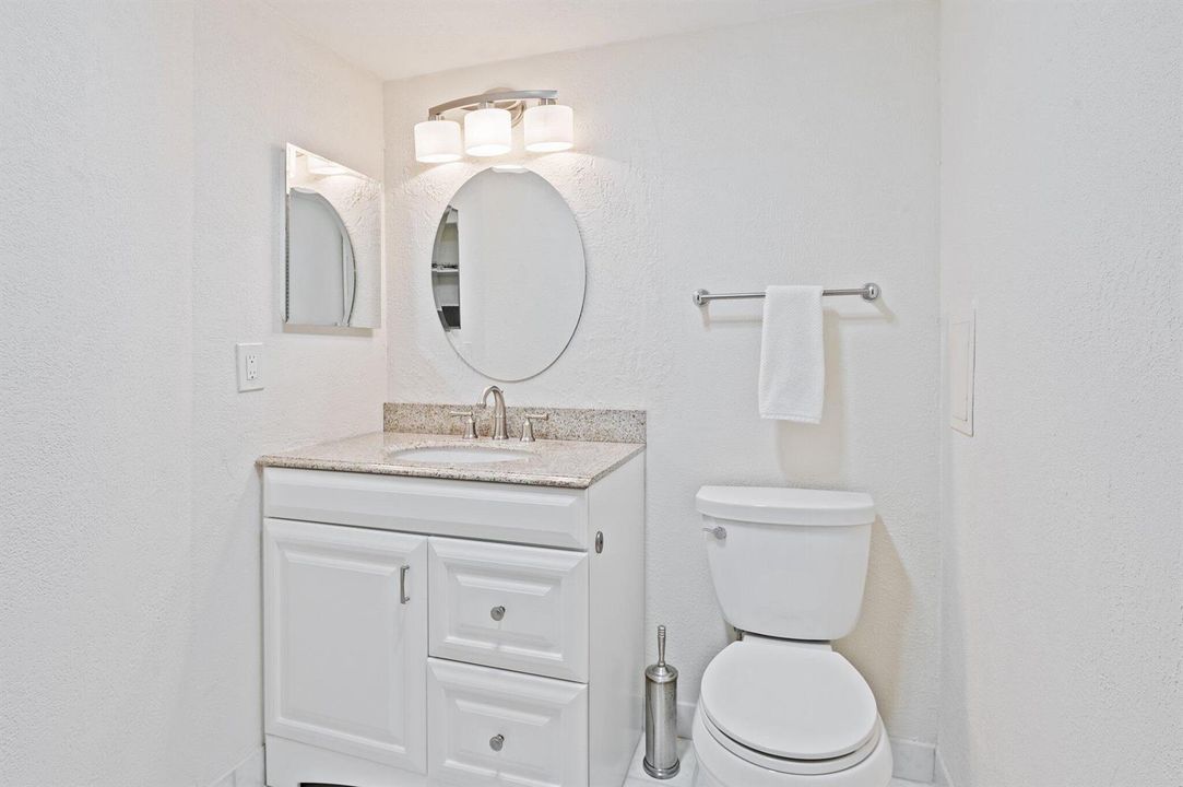 18-web-or-mls-3501-s-ocean-blvd-307
