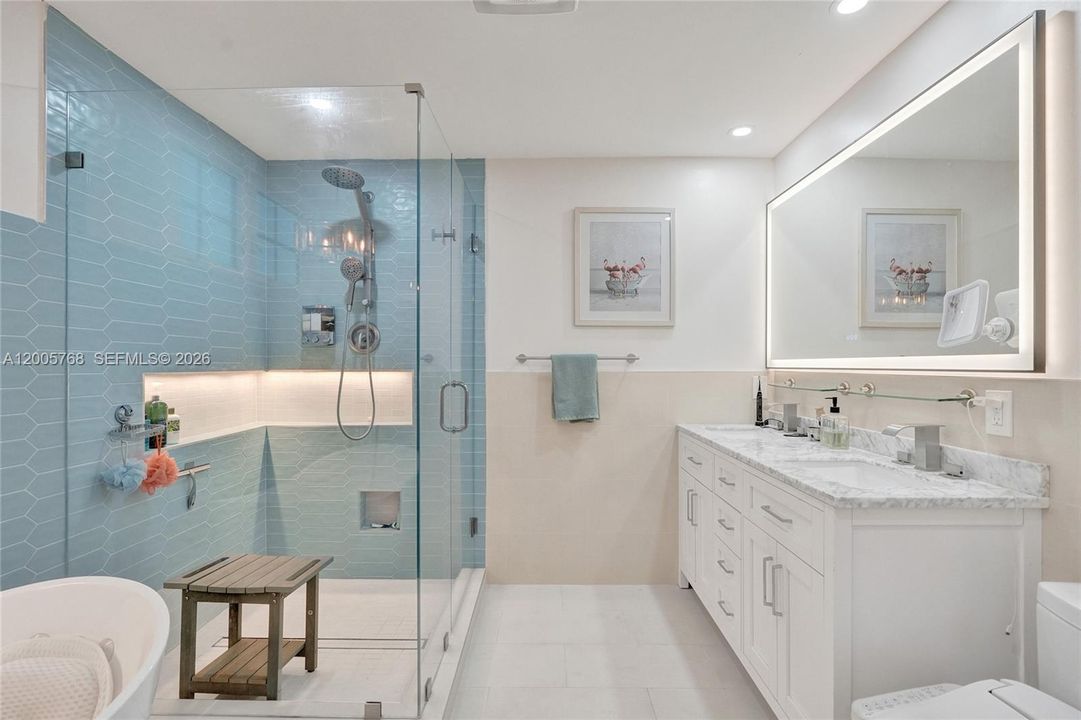 For Sale: $2,600,000 (3 beds, 2 baths, 1685 Square Feet)