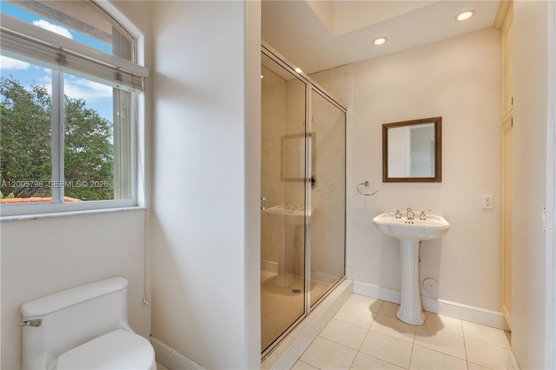 Active With Contract: $1,950,000 (4 beds, 4 baths, 4609 Square Feet)