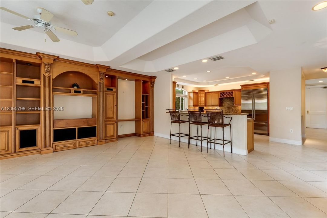 Active With Contract: $1,950,000 (4 beds, 4 baths, 4609 Square Feet)