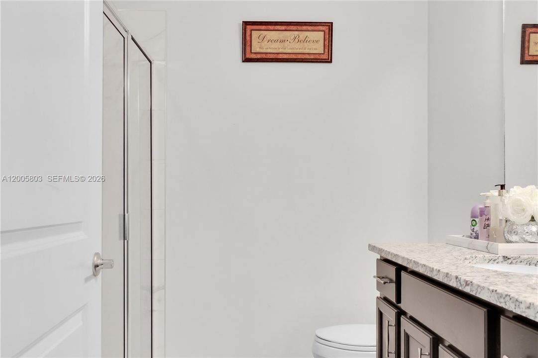 En Renta: $4,500 (5 camas, 4 baños, 2976 Pies cuadrados)
