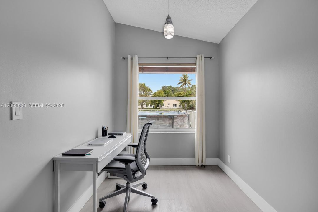 Activo con contrato: $589,900 (3 camas, 2 baños, 1515 Pies cuadrados)