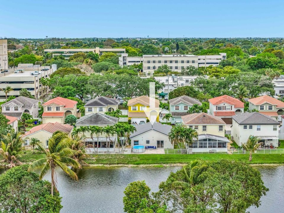 Activo con contrato: $589,900 (3 camas, 2 baños, 1515 Pies cuadrados)