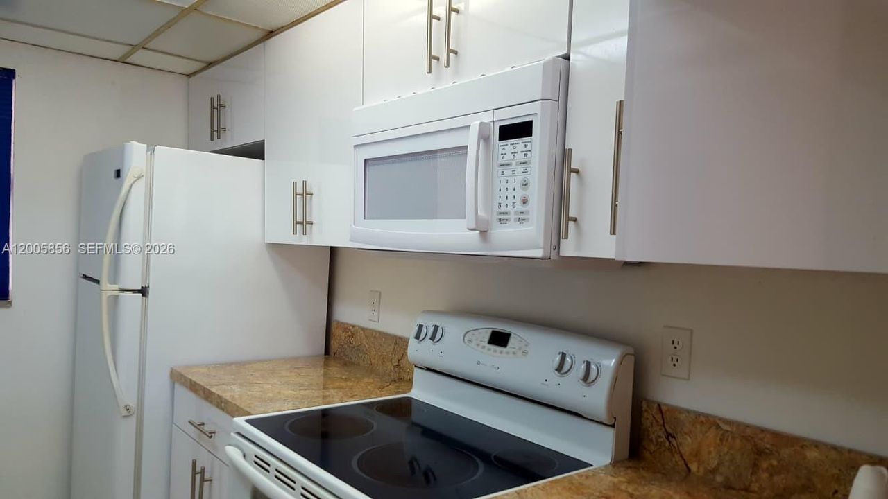 En Venta: $133,000 (2 camas, 2 baños, 800 Pies cuadrados)