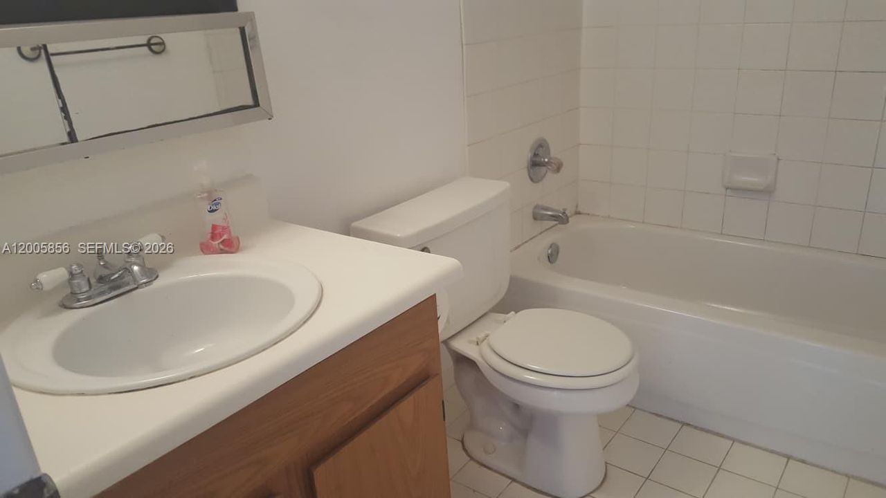 En Venta: $133,000 (2 camas, 2 baños, 800 Pies cuadrados)