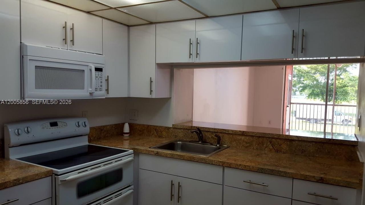 En Venta: $133,000 (2 camas, 2 baños, 800 Pies cuadrados)