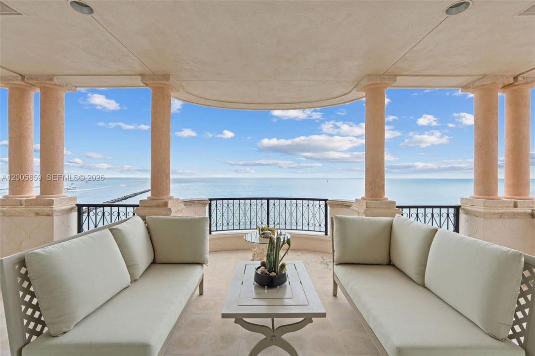 For Sale: $27,500,000 (6 beds, 5 baths, 6170 Square Feet)