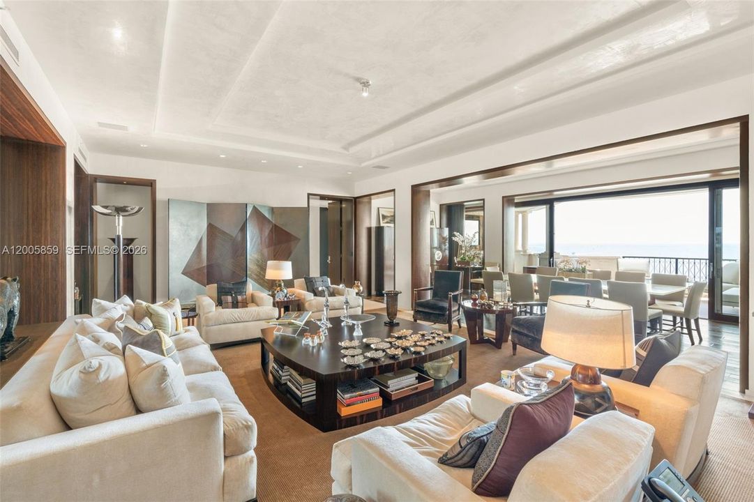 For Sale: $27,500,000 (6 beds, 5 baths, 6170 Square Feet)