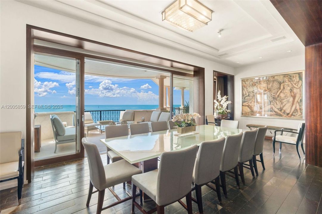 For Sale: $27,500,000 (6 beds, 5 baths, 6170 Square Feet)
