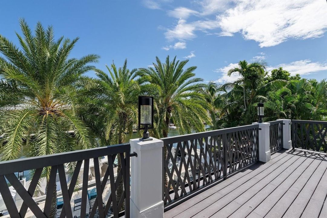 En Renta: $85,000 (7 camas, 8 baños, 8206 Pies cuadrados)