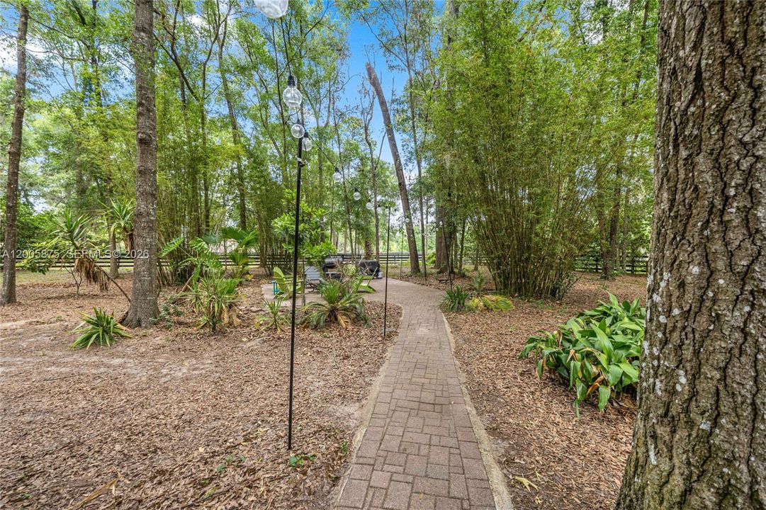 For Sale: $1,019,000 (5 beds, 4 baths, 3496 Square Feet)