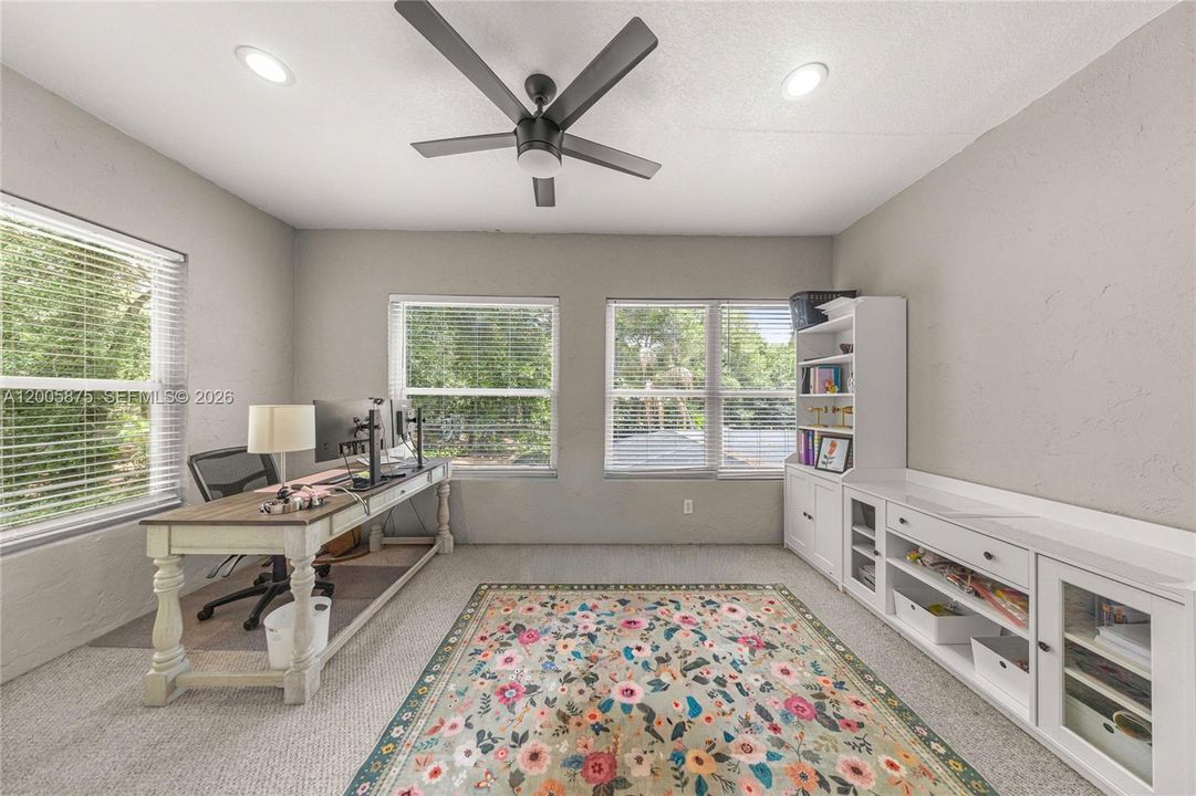 For Sale: $1,019,000 (5 beds, 4 baths, 3496 Square Feet)