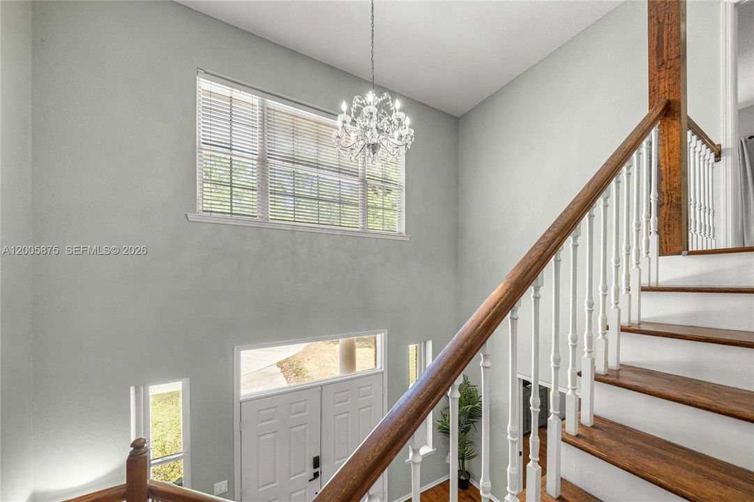 For Sale: $1,019,000 (5 beds, 4 baths, 3496 Square Feet)