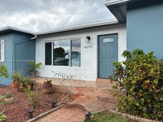 Active With Contract: $1,390 (0 beds, 1 baths, 1930 Square Feet)