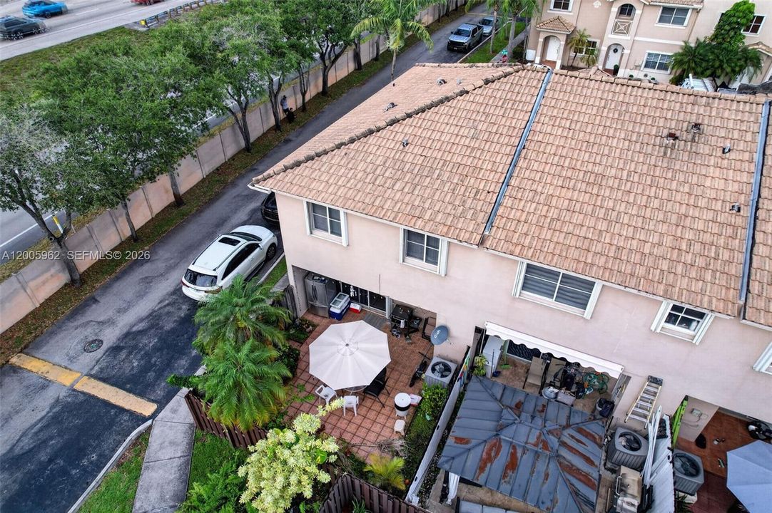 For Sale: $500,000 (3 beds, 2 baths, 1540 Square Feet)