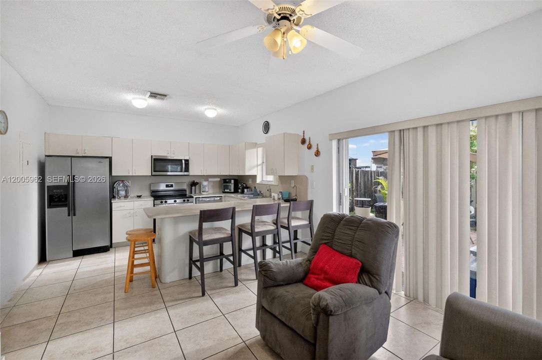 For Sale: $500,000 (3 beds, 2 baths, 1540 Square Feet)