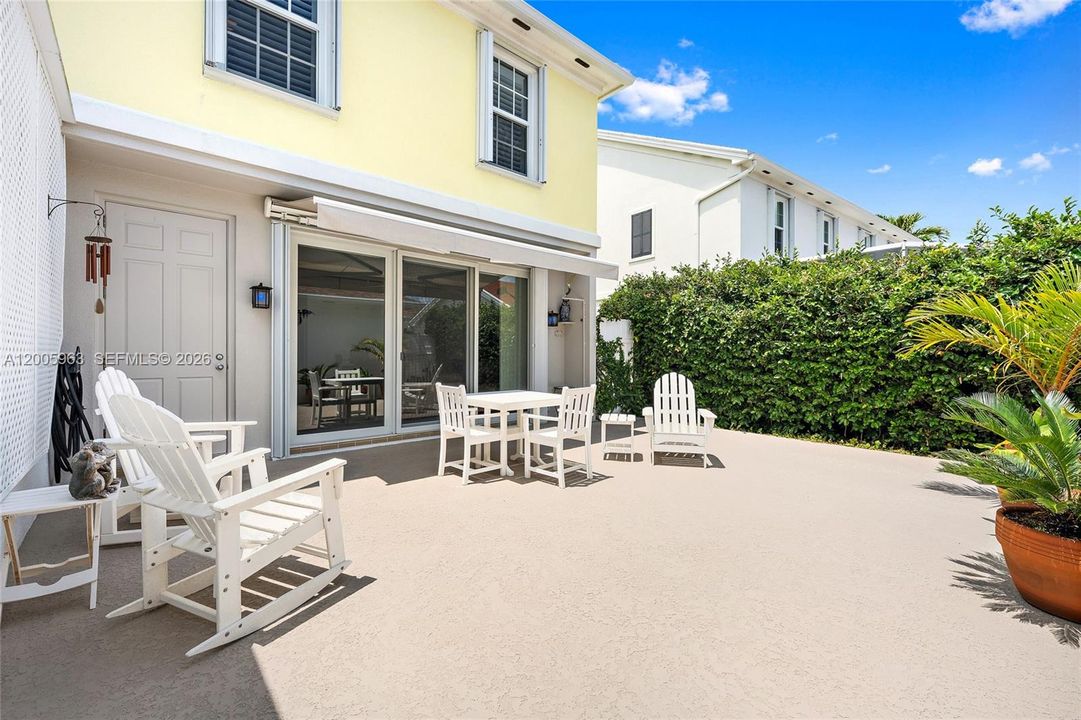 For Sale: $675,000 (3 beds, 2 baths, 1785 Square Feet)