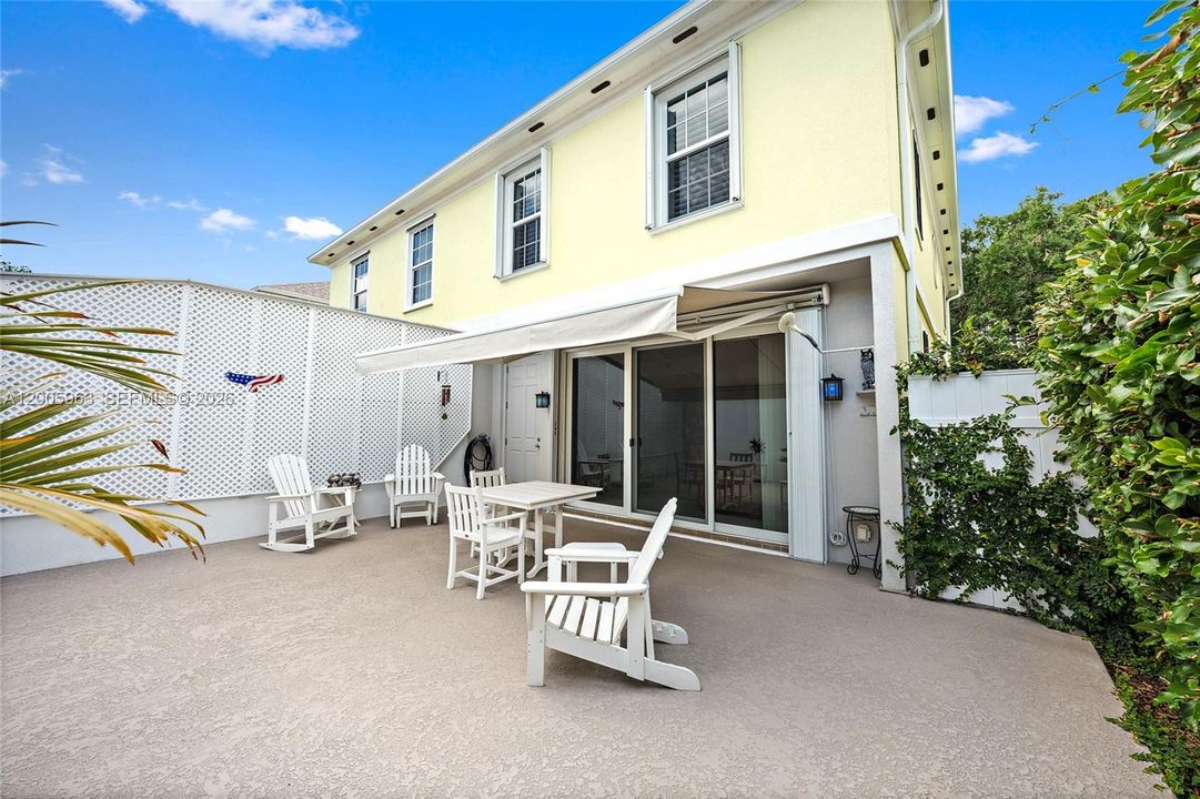 For Sale: $675,000 (3 beds, 2 baths, 1785 Square Feet)