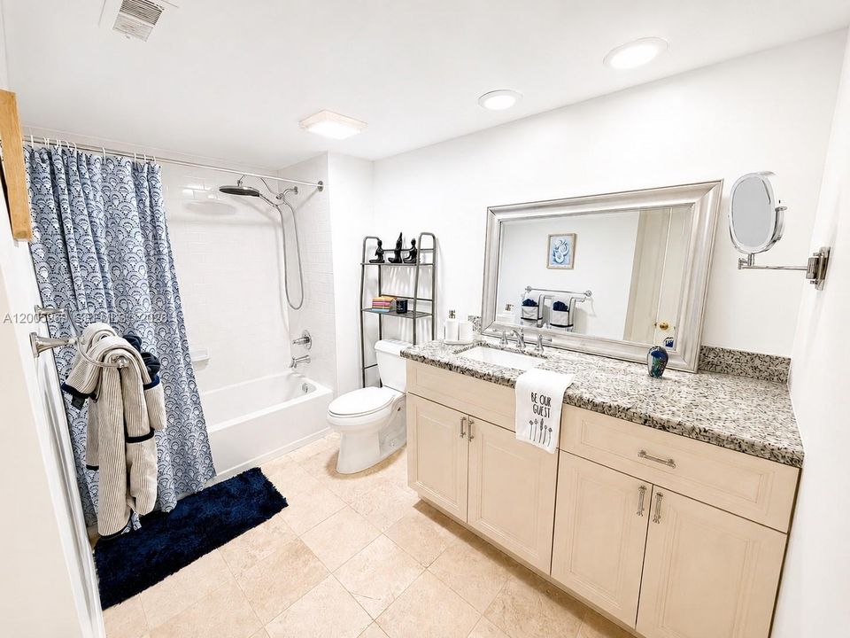 For Sale: $1,125,000 (2 beds, 2 baths, 1457 Square Feet)