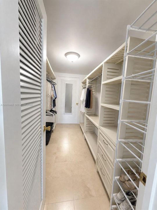 For Sale: $1,125,000 (2 beds, 2 baths, 1457 Square Feet)