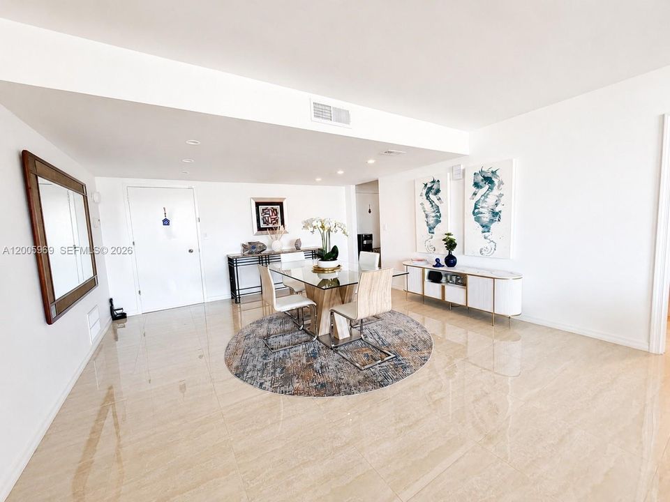 For Sale: $1,125,000 (2 beds, 2 baths, 1457 Square Feet)