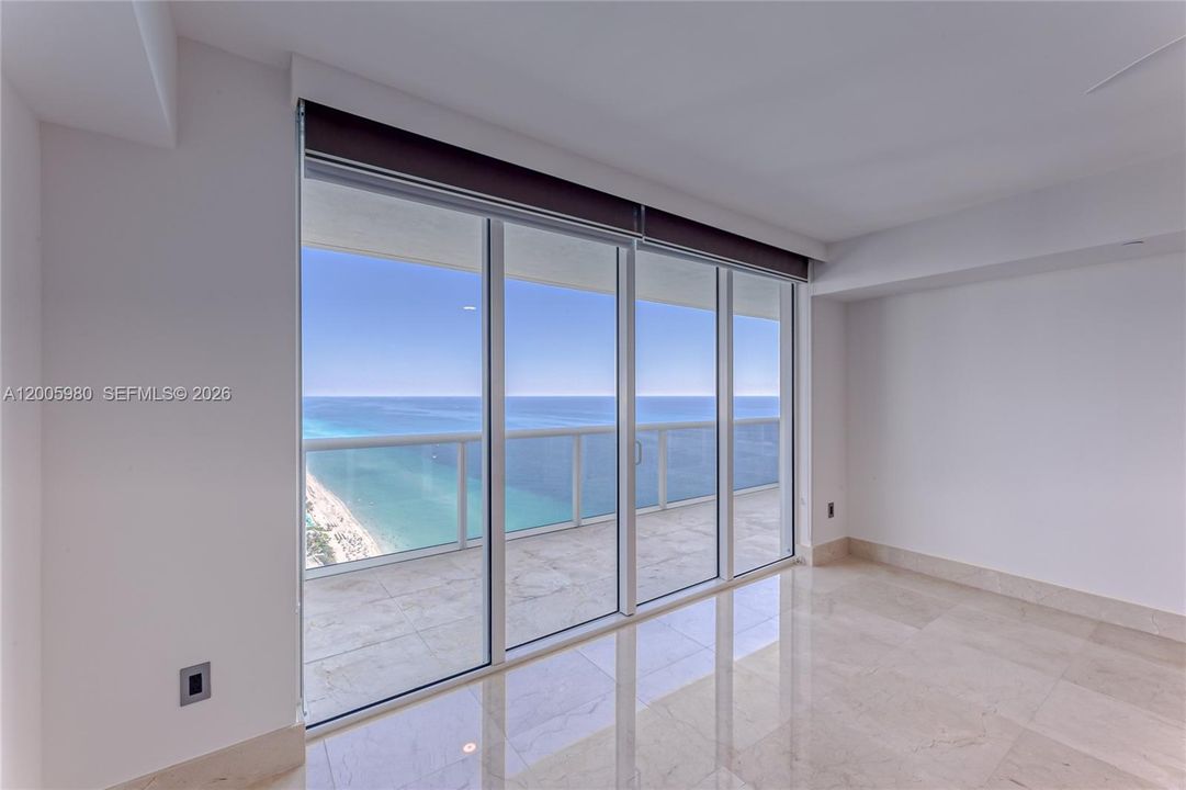 For Rent: $12,500 (3 beds, 3 baths, 2065 Square Feet)