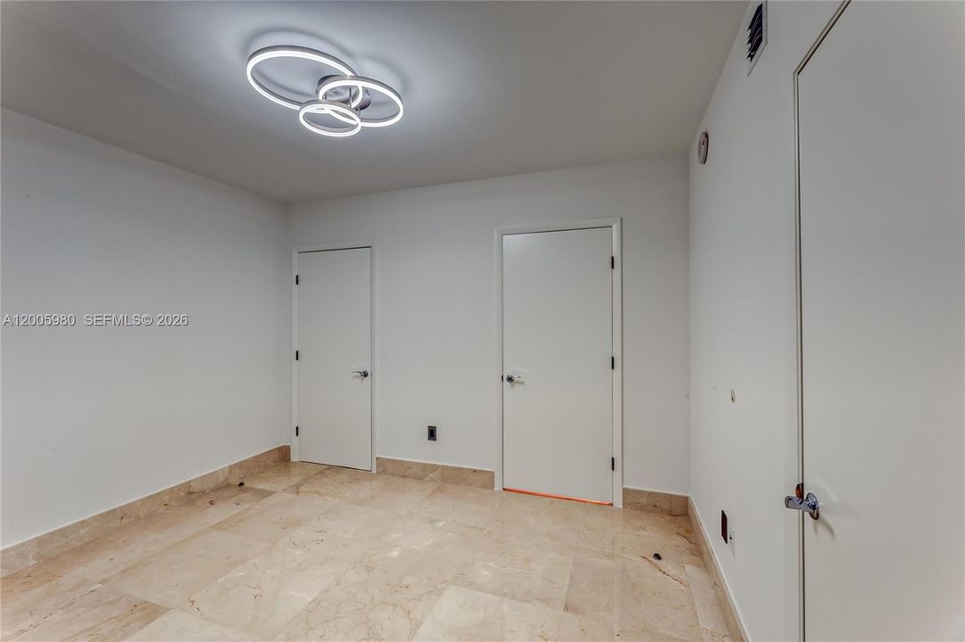 For Rent: $12,500 (3 beds, 3 baths, 2065 Square Feet)