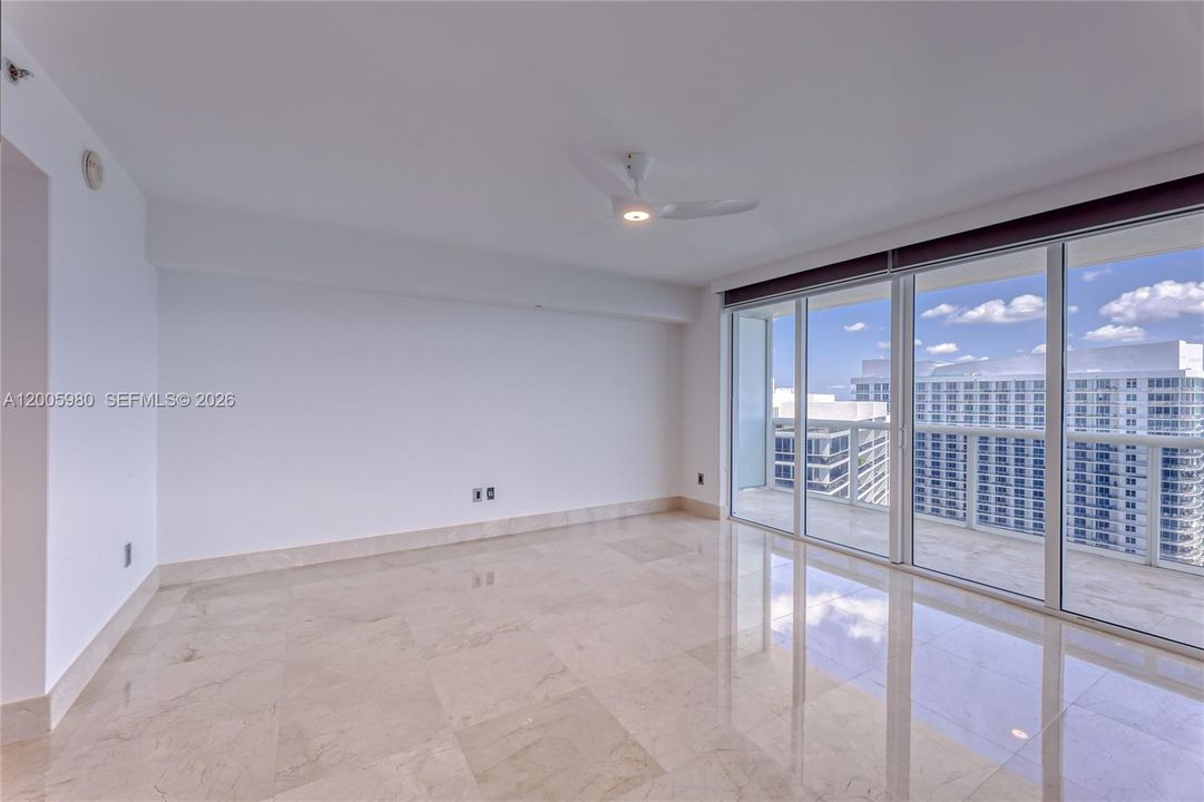 For Rent: $12,500 (3 beds, 3 baths, 2065 Square Feet)