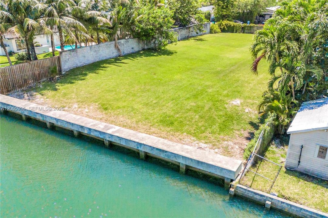 En Venta: $2,950,000 (0.34 acres)