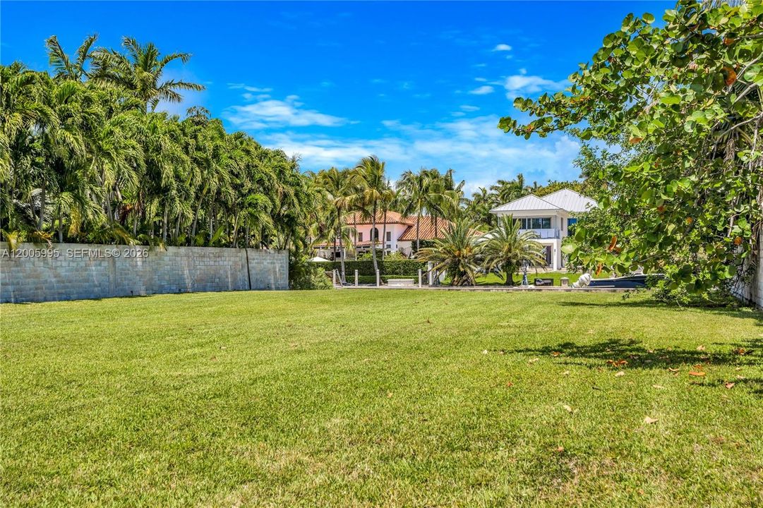 En Venta: $2,950,000 (0.34 acres)