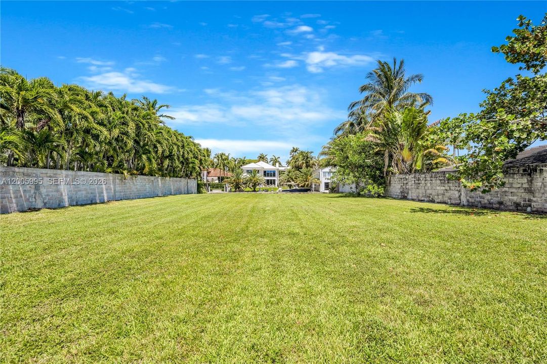 En Venta: $2,950,000 (0.34 acres)