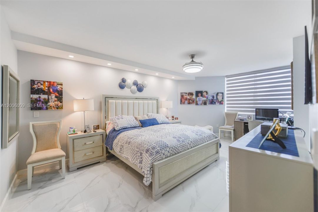 En Venta: $795,000 (2 camas, 2 baños, 1240 Pies cuadrados)