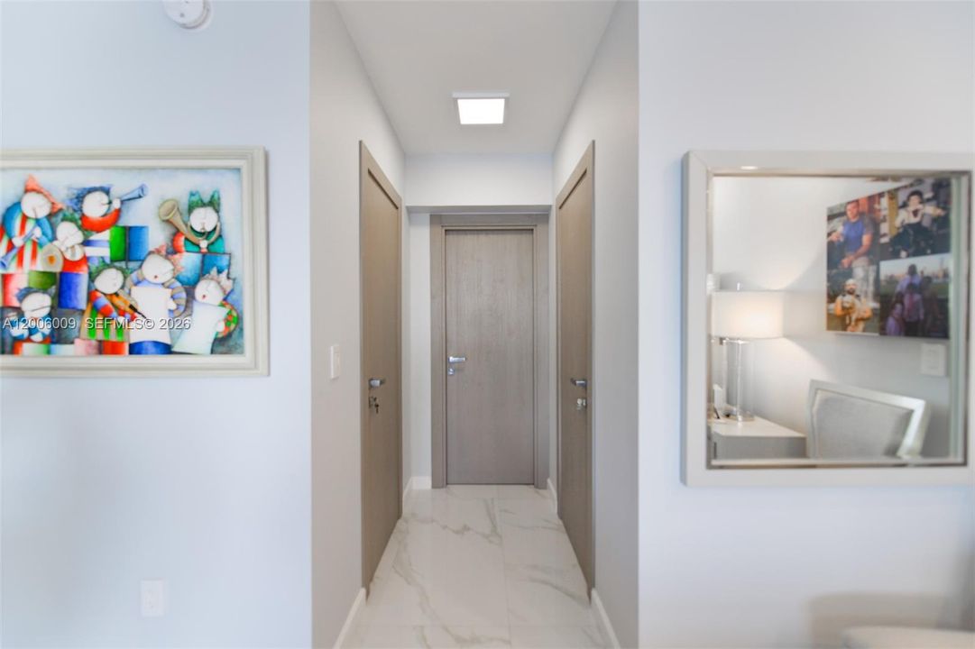 En Venta: $795,000 (2 camas, 2 baños, 1240 Pies cuadrados)