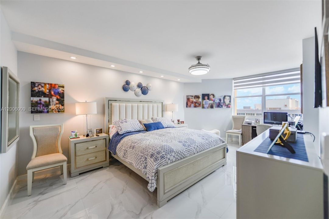 En Venta: $795,000 (2 camas, 2 baños, 1240 Pies cuadrados)