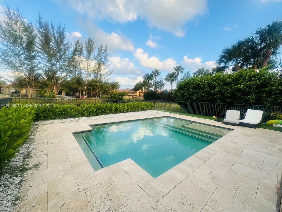 Private Pool