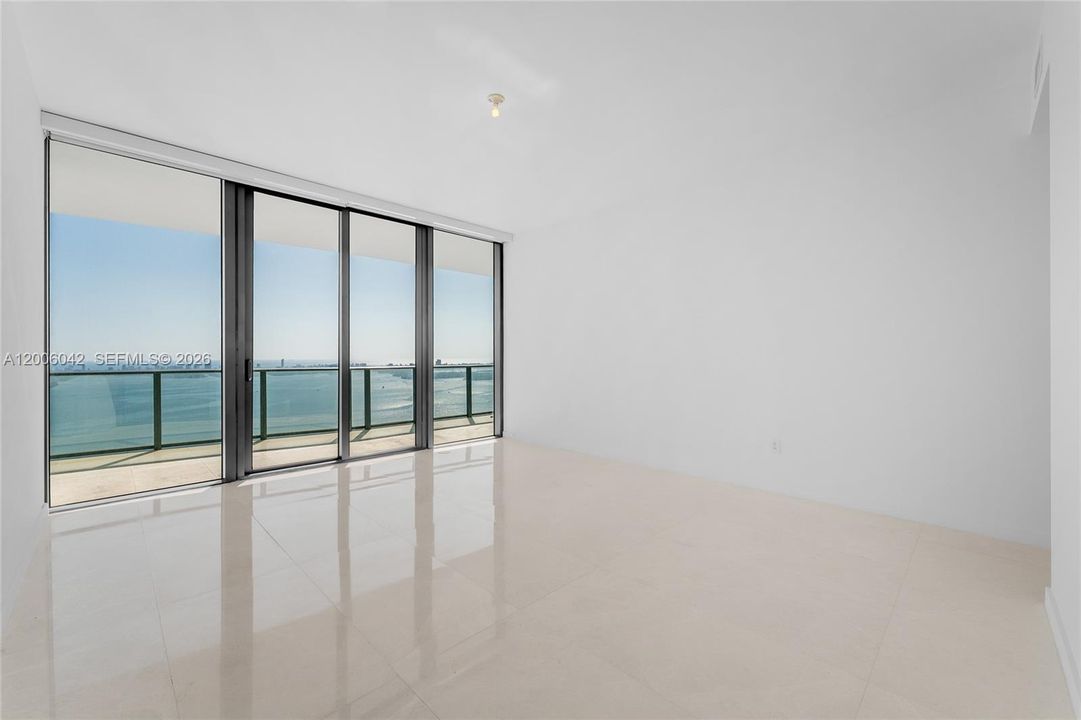 For Sale: $4,150,000 (5 beds, 5 baths, 2887 Square Feet)