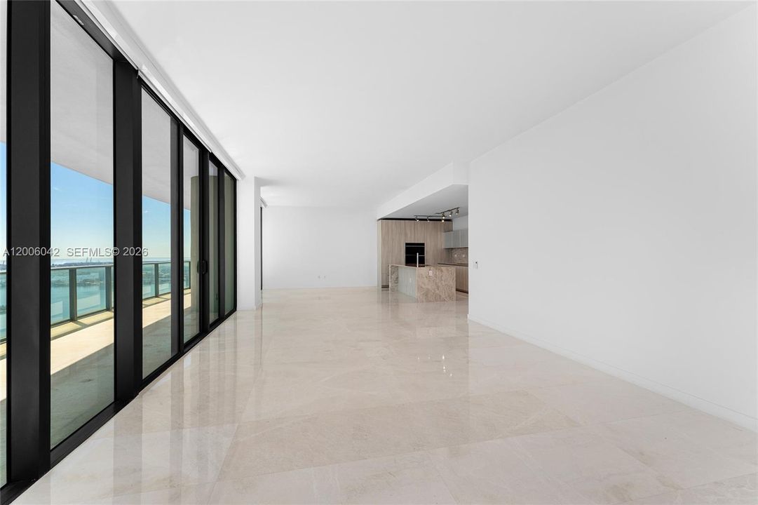 For Sale: $4,150,000 (5 beds, 5 baths, 2887 Square Feet)