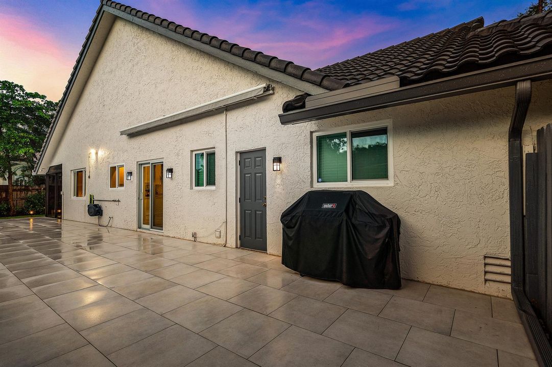 Sunset view side of house