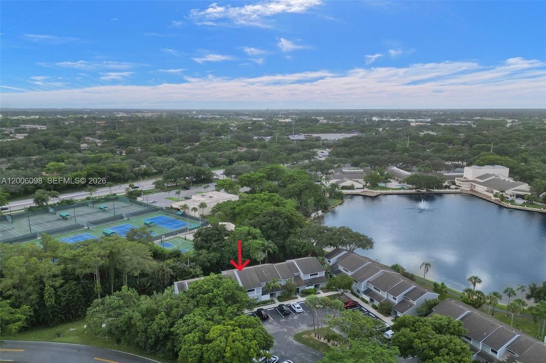 For Sale: $420,000 (2 beds, 2 baths, 1580 Square Feet)