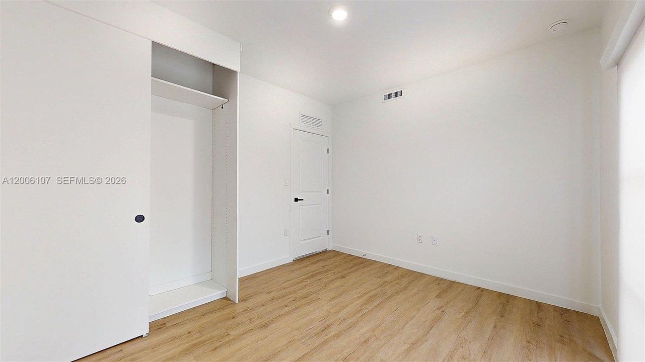 Active With Contract: $3,799 (5 beds, 3 baths, 1810 Square Feet)