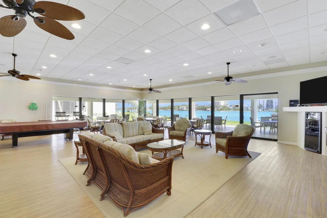 Lounge Area