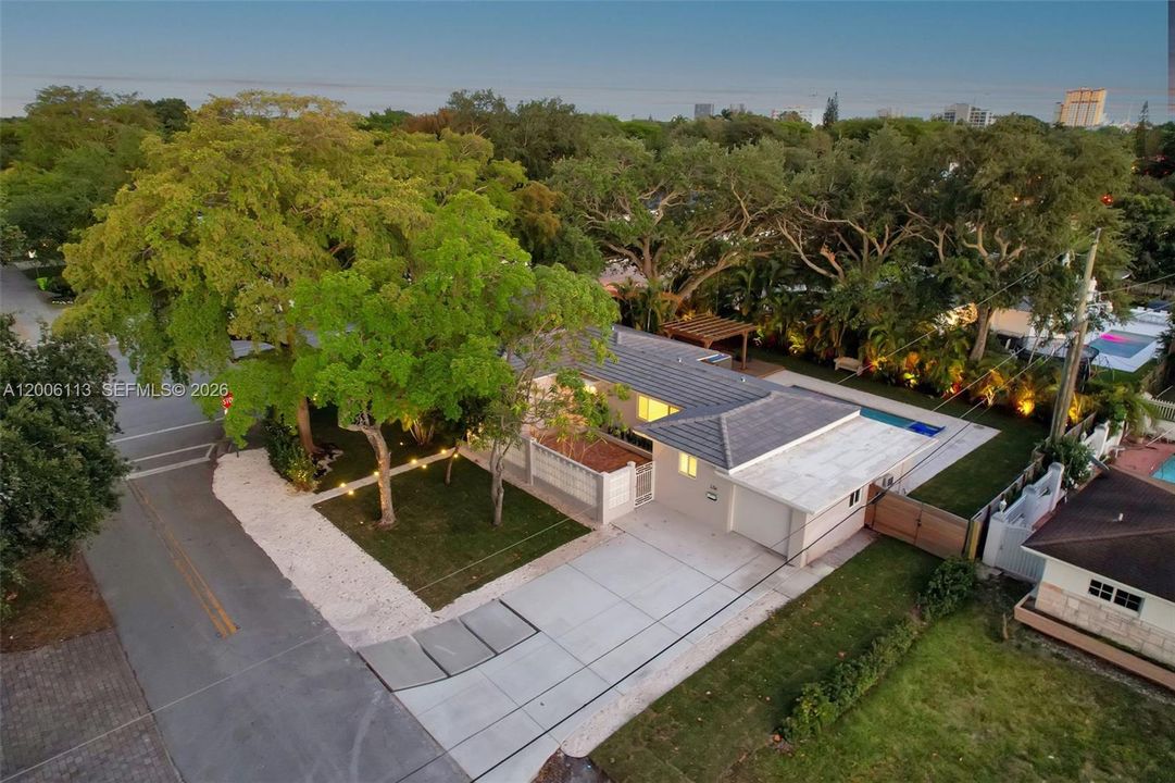 En Venta: $1,399,000 (3 camas, 2 baños, 1510 Pies cuadrados)