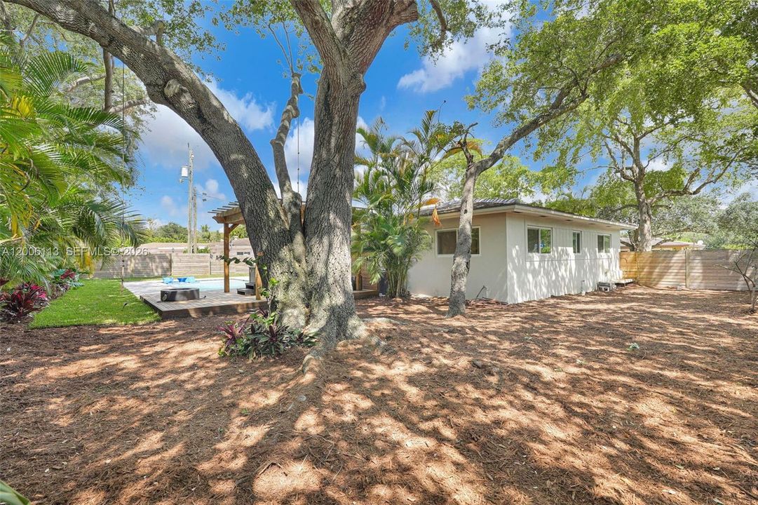 En Venta: $1,399,000 (3 camas, 2 baños, 1510 Pies cuadrados)