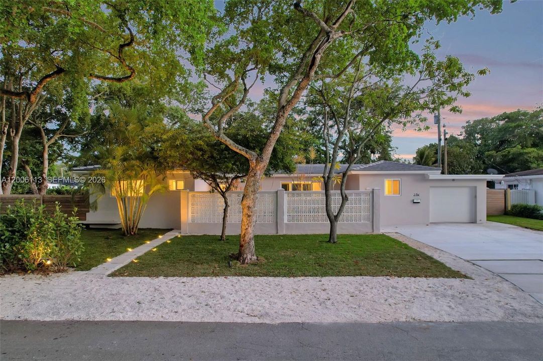 En Venta: $1,399,000 (3 camas, 2 baños, 1510 Pies cuadrados)