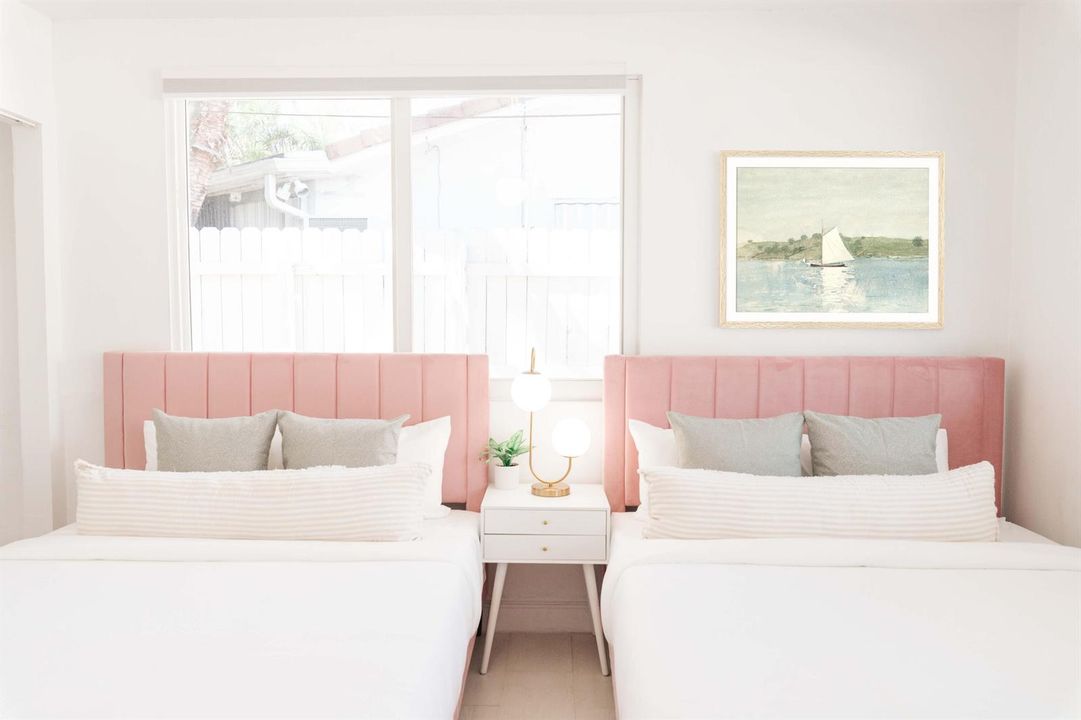 3057 Guest bedroom 1
