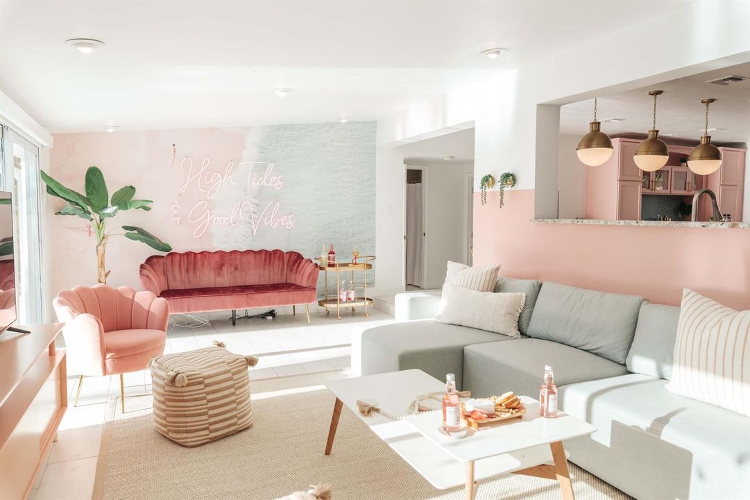 3057 florida room