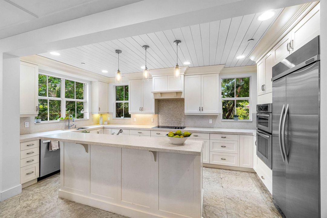 005-1108CoconutRow-DelrayBeach-FL-33483-